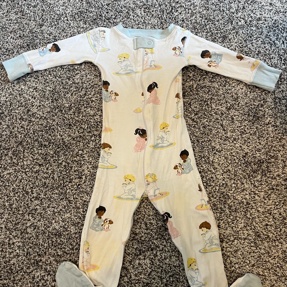 The Beaufort Bonnet Company Kids Footie - White with Pastel Accents